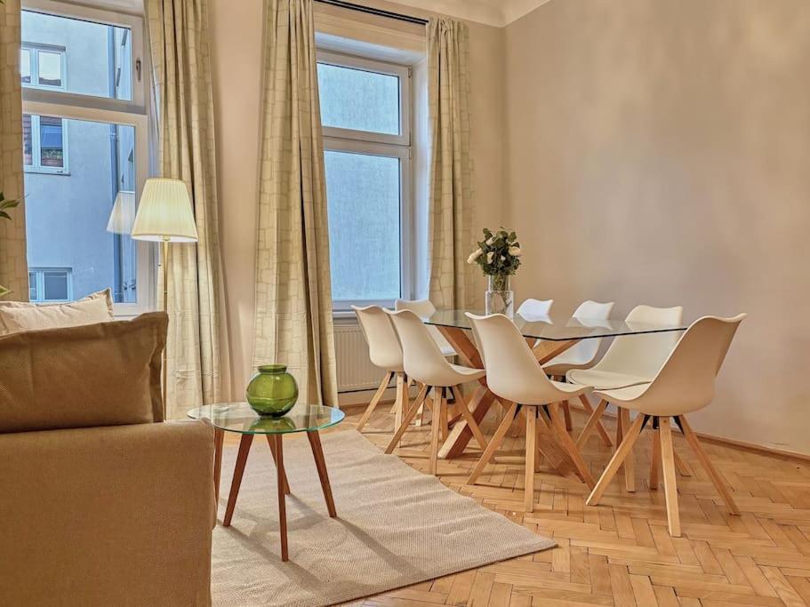Stylish Und Zentral I 6 Minuten Zur U4 Friedensbruecke Apartamento Viena