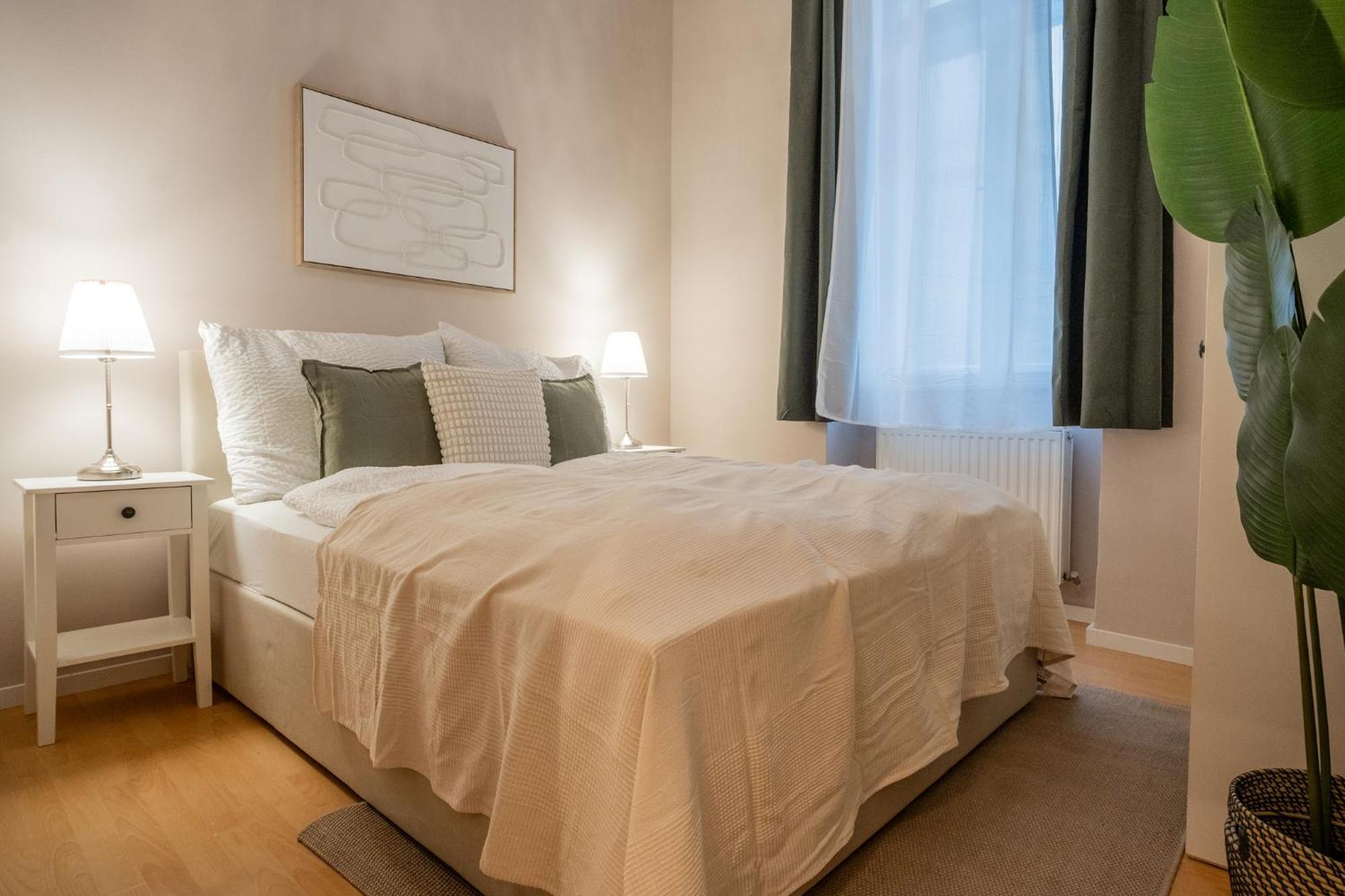 Stylish Und Zentral I 6 Minuten Zur U4 Friedensbruecke * Viena